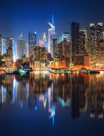 Manhattan skyline at night